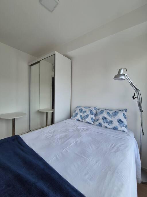 1 Dorm -itaim Bibi A 5 Min Av Faria Lima Und1903 * Sao Paulo