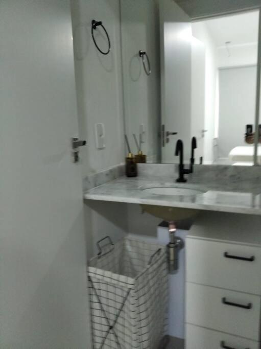 1 Dorm -itaim Bibi A 5 Min Av Faria Lima Und1903 Sao Paulo