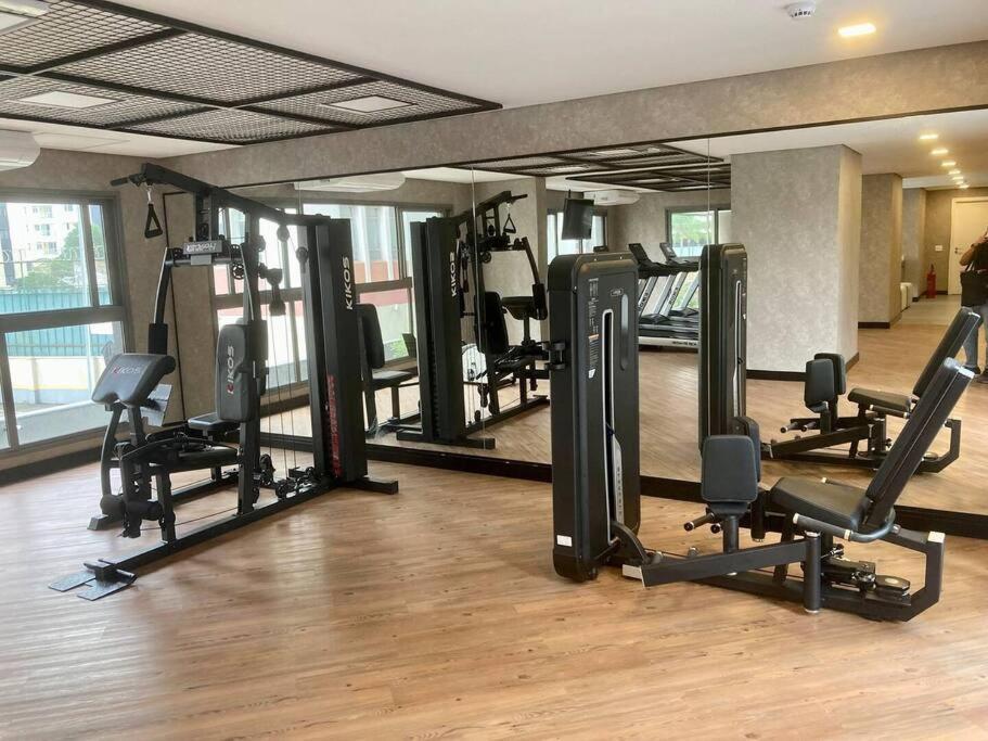 1 Dorm -itaim Bibi A 5 Min Av Faria Lima Und1903 Apartment *